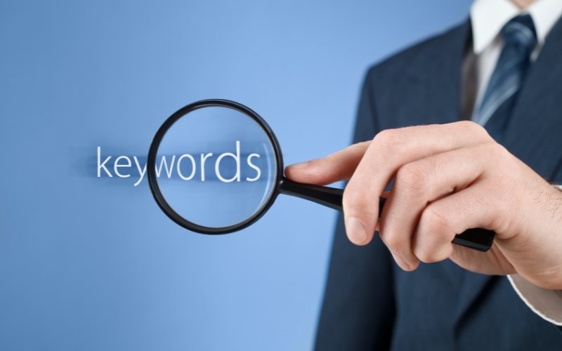 How to Find the Right Long-Tail Keywords