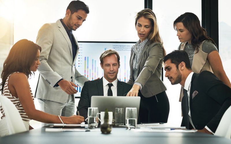 Maintaining a Long-Term Competitive Advantage