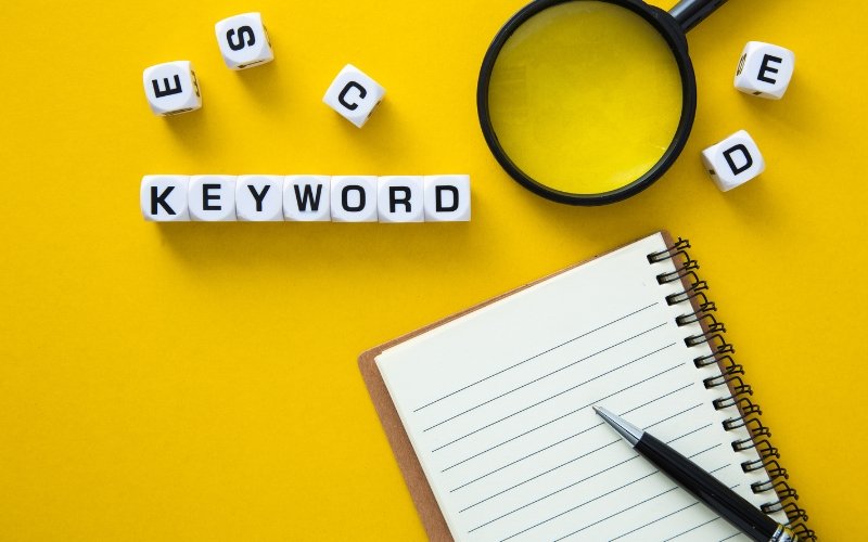 The Importance of Natural Keyword Integration