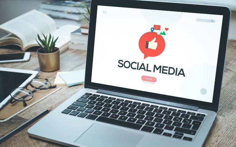 The Role of Blogs in Social Media Strategy