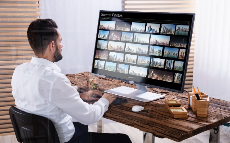Types of Photos and Videos to Include